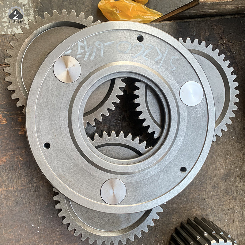 SK200-5.5/6 Excavator Final Drive Parts Travel Plantary Gear 1st Carrier Assy