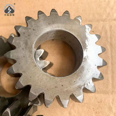 SANYI135 Máy xúc bánh răng quay hai giai đoạn Xử lý nhiệt